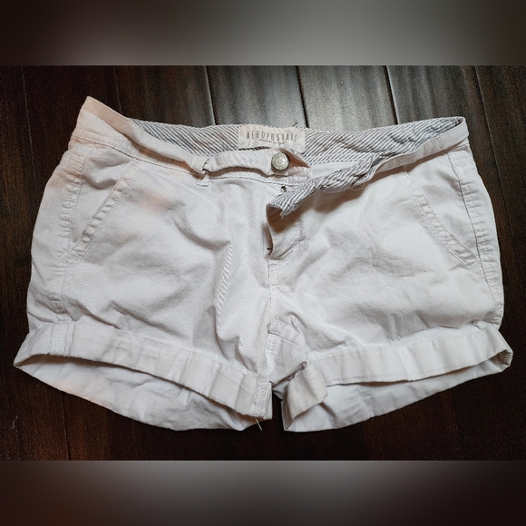 Aeropostale women's white shorts size 10 Midi twill short - Picture 1 of 3